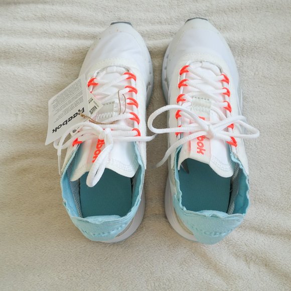 NIB Reebok Legacy 83 Retro Running Inspired Shoes - Picture 7 of 9